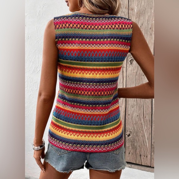 NWT Multicolored Ethnic Wavy Pattern Round Neck Sleeveless Tank Top S M L X L - Picture 3 of 13